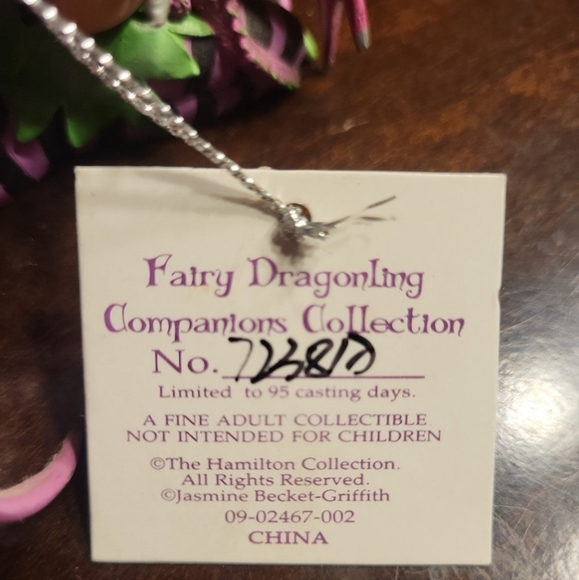 The Hamilton Collection Fairy Dragonling Figurine: Ivy - Picture 3 of 4